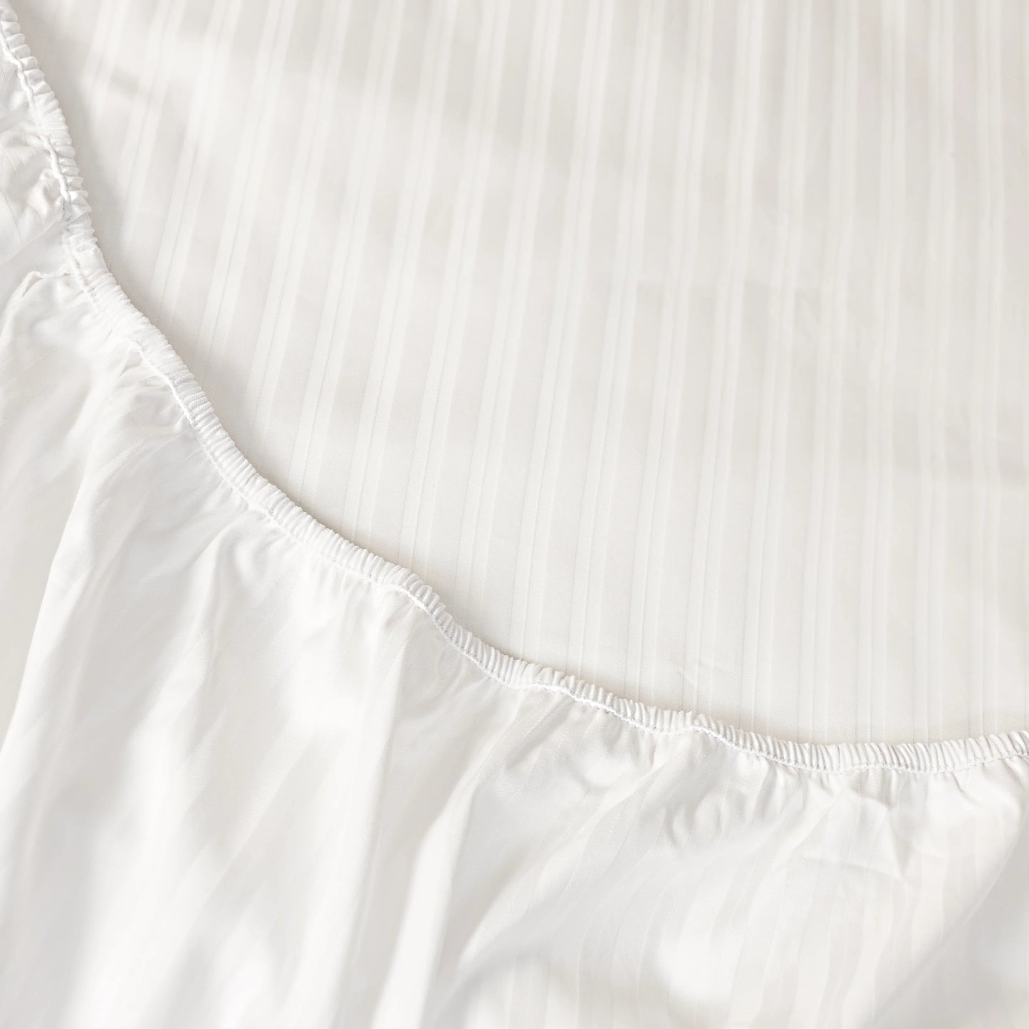 1000TC New Style Stripes Fitted Sheet Set